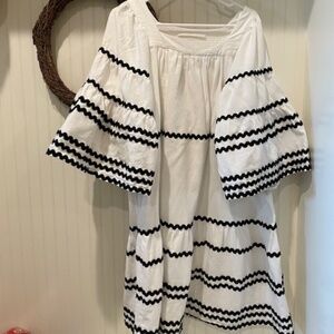 LISA MARIE FERNANDEZ BY TARGET WHITE DRESS WITH BLACK DETAILS